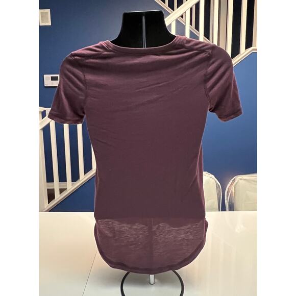 Women’s Legend Of Zelda Wind Waker HD Stained Glass Burgandy Shirt - Picture 3 of 5